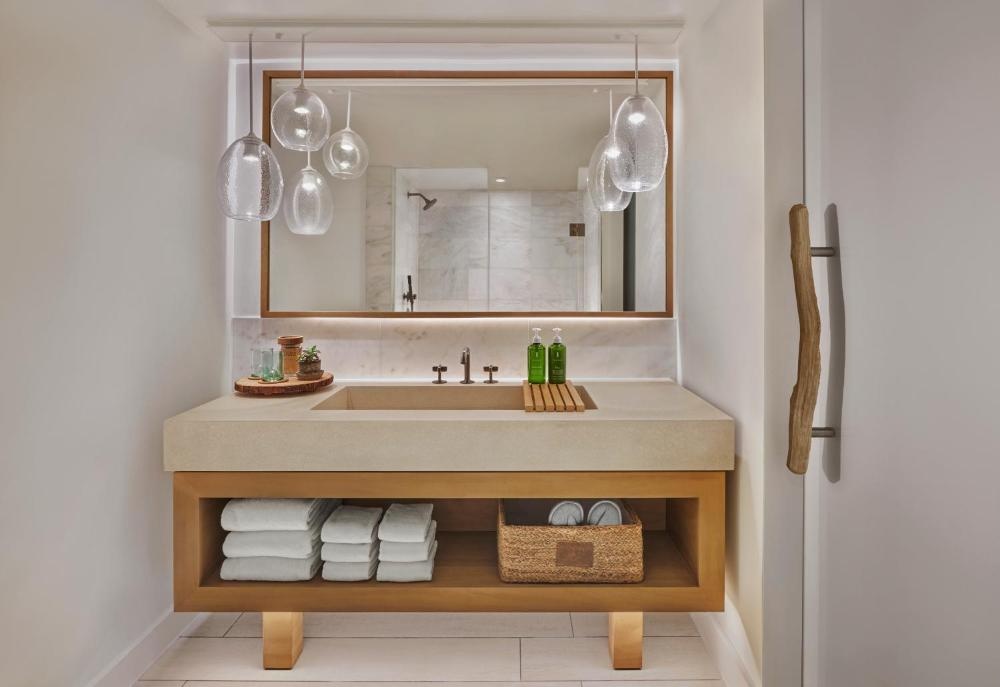 One-Bedroom King Suite with Balcony and City View